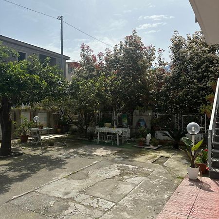 In Famiglia Apartment And Rooms For Pompei, Amalfi, Sorrento And Salerno Sant'Egidio del Monte Albino Dış mekan fotoğraf